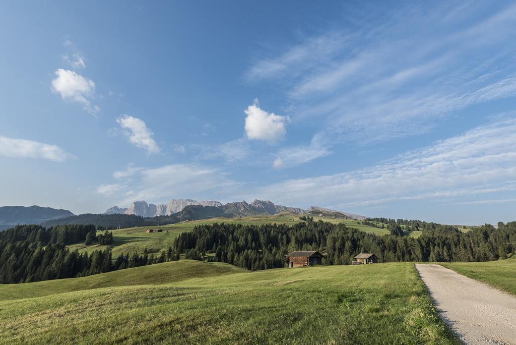 La Paula Apartments & Suites Сьюзи Экстерьер фото